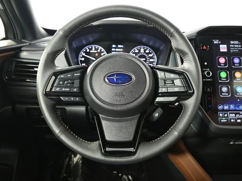 Used 2025 Subaru Forester Touring AWD/4WD image 34