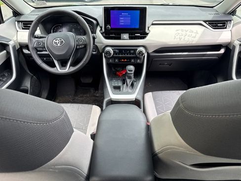 Certified 2023 Toyota RAV4 XLE w/ Convenience Package AWD/4WD image 18