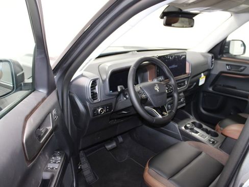 New 2025 Ford Bronco Sport Outer Banks w/ Outer Banks Tech Package+ AWD/4WD image 22