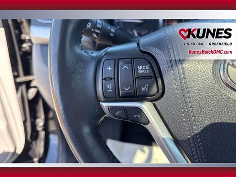 Used 2019 Toyota Highlander Limited image 20