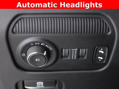 Used 2025 Jeep Grand Wagoneer L Series III w/ Rear Seat Video Group 1 image 21