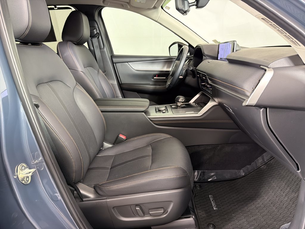 Used 2025 MAZDA CX-70 Plug-In Hybrid w/ Premium Pkg AWD/4WD image 22