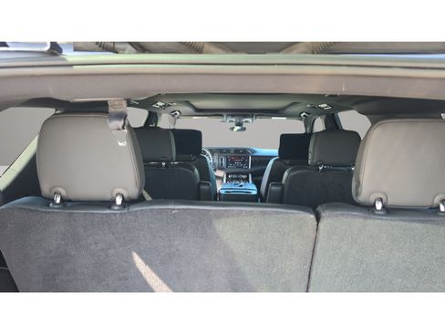 Used 2021 GMC Yukon Denali w/ Denali Ultimate Package RWD image 18