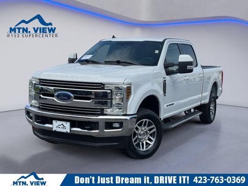 Used 2019 Ford F250 Lariat w/ Lariat Value Package AWD/4WD image 1