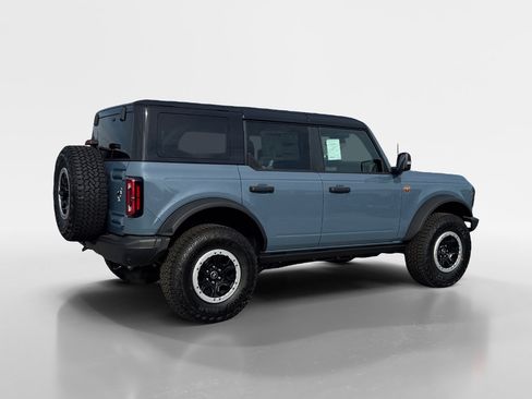 New 2025 Ford Bronco Badlands image 6