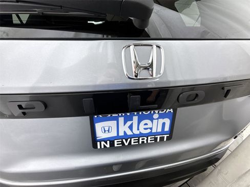 Certified 2025 Honda Pilot Sport image 20