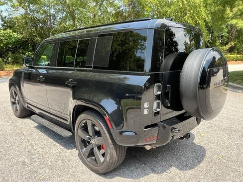 Certified 2025 Land Rover Defender 110 X AWD/4WD image 7