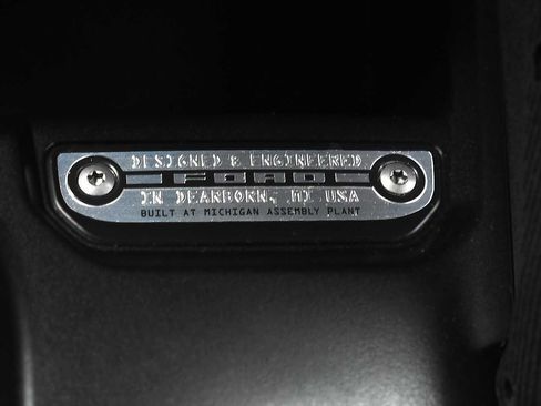 Used 2023 Ford Bronco Wildtrak image 29