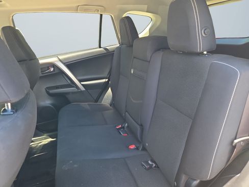 Used 2018 Toyota RAV4 XLE w/ Convenience Package AWD/4WD image 14