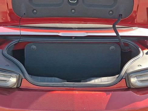 Certified 2023 Chevrolet Camaro SS image 28