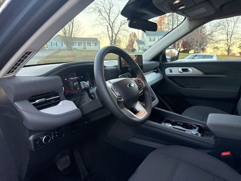 New 2026 Ford Explorer Active image 12