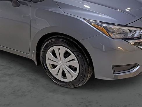 Used 2025 Nissan Versa S w/ Trunk Package FWD image 15