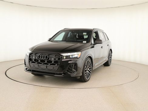 New 2026 Audi SQ7 Prestige image 12