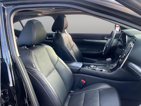 Used 2018 Nissan Maxima 3.5 SL FWD image 9