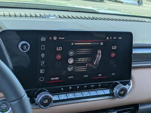New 2026 GMC Canyon AT4 AWD/4WD image 23