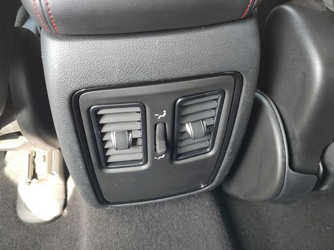 Certified 2025 Dodge Durango GT w/ Blacktop Package AWD/4WD image 12