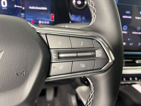 New 2026 Chevrolet Equinox EV LT image 18