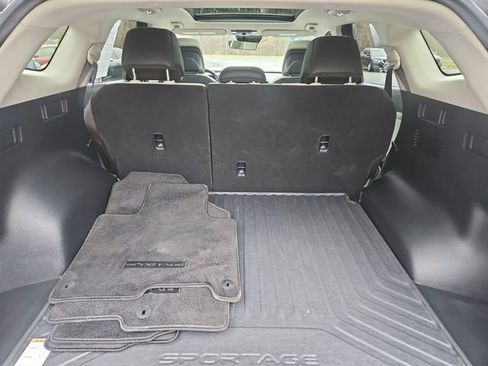 Used 2024 Kia Sportage EX w/ EX Premium Package image 24