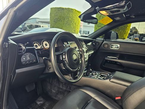 Used 2014 Rolls-Royce Wraith image 5