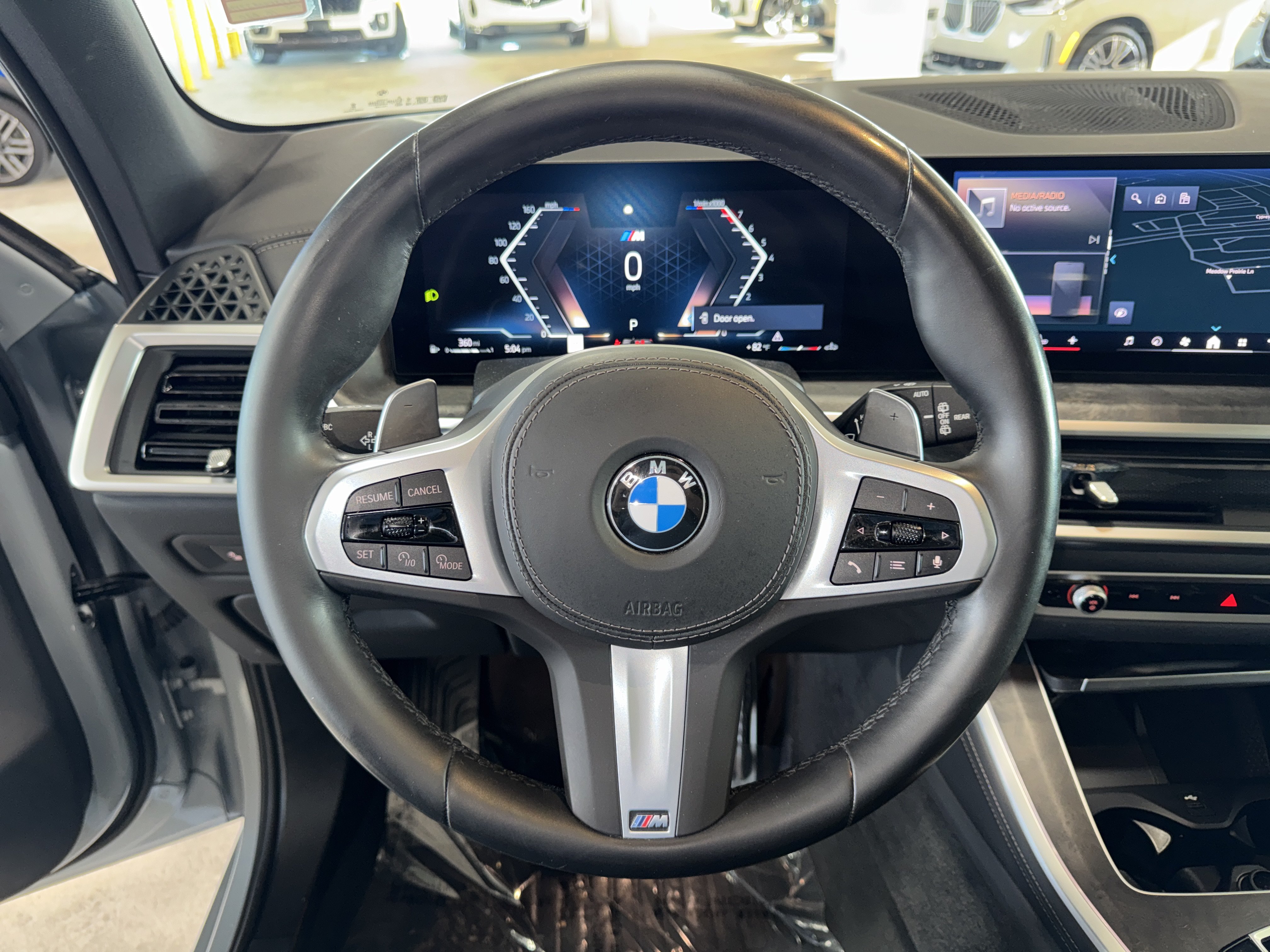Used 2025 BMW X5 xDrive40i w/ M Sport Package AWD/4WD image 21