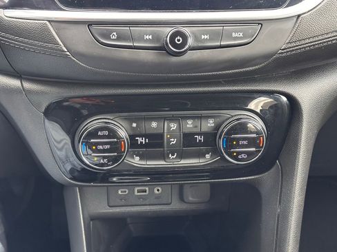 Used 2020 Buick Encore GX Select w/ Sport Touring Package image 32