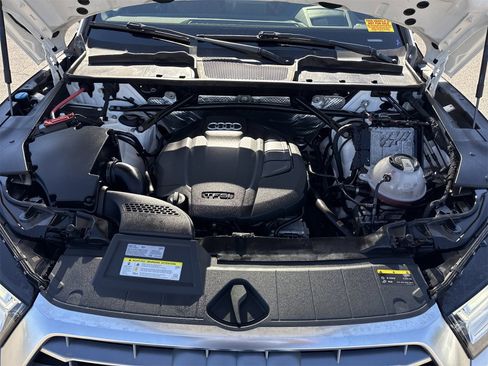 Used 2018 Audi Q5 Prestige image 45