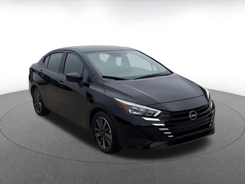 Used 2025 Nissan Versa SV FWD image 3