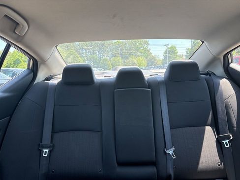 Used 2024 Nissan Altima 2.5 SV FWD image 13