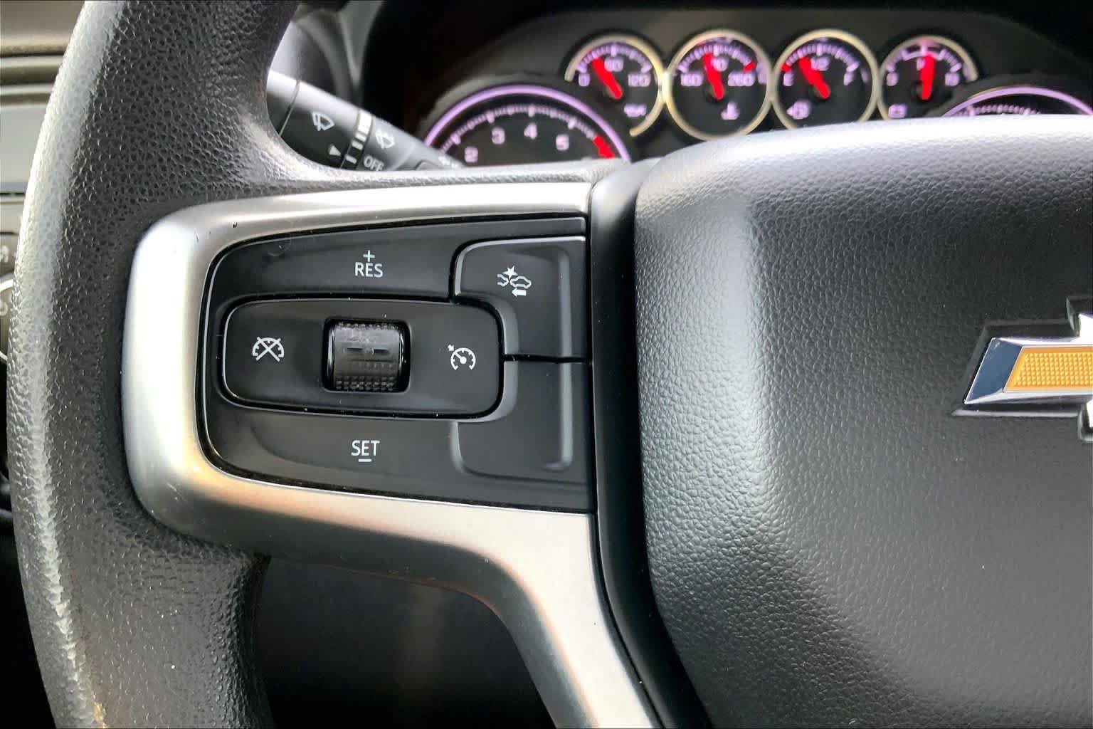 Used 2022 Chevrolet Silverado 1500 Custom w/ LPO, Dark Essentials Package RWD image 22