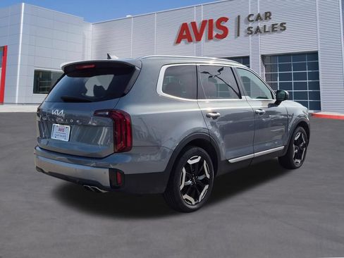 Used 2025 Kia Telluride S FWD image 6