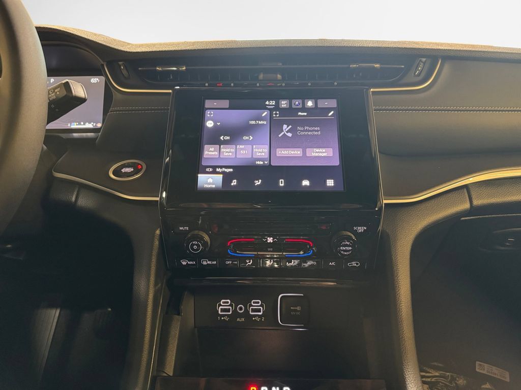 New 2025 Jeep Grand Cherokee Laredo X AWD/4WD image 22