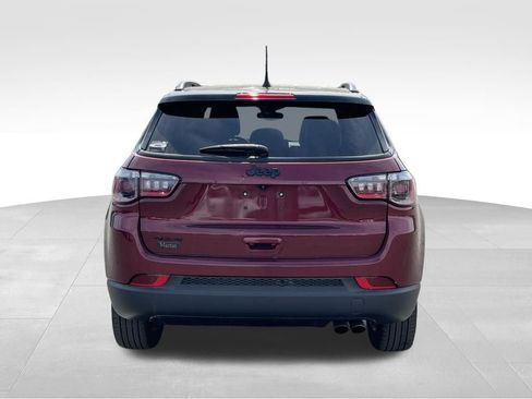 Used 2022 Jeep Compass Latitude w/ Convenience Group AWD/4WD image 9