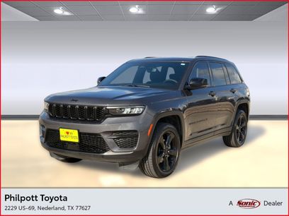Used 2023 Jeep Grand Cherokee Altitude