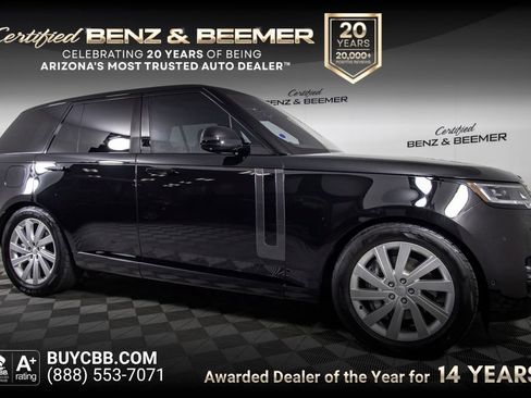 Used 2023 Land Rover Range Rover SE AWD/4WD image 1