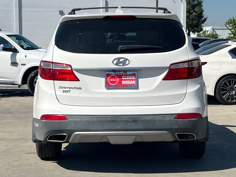 Used 2014 Hyundai Santa Fe GLS image 8