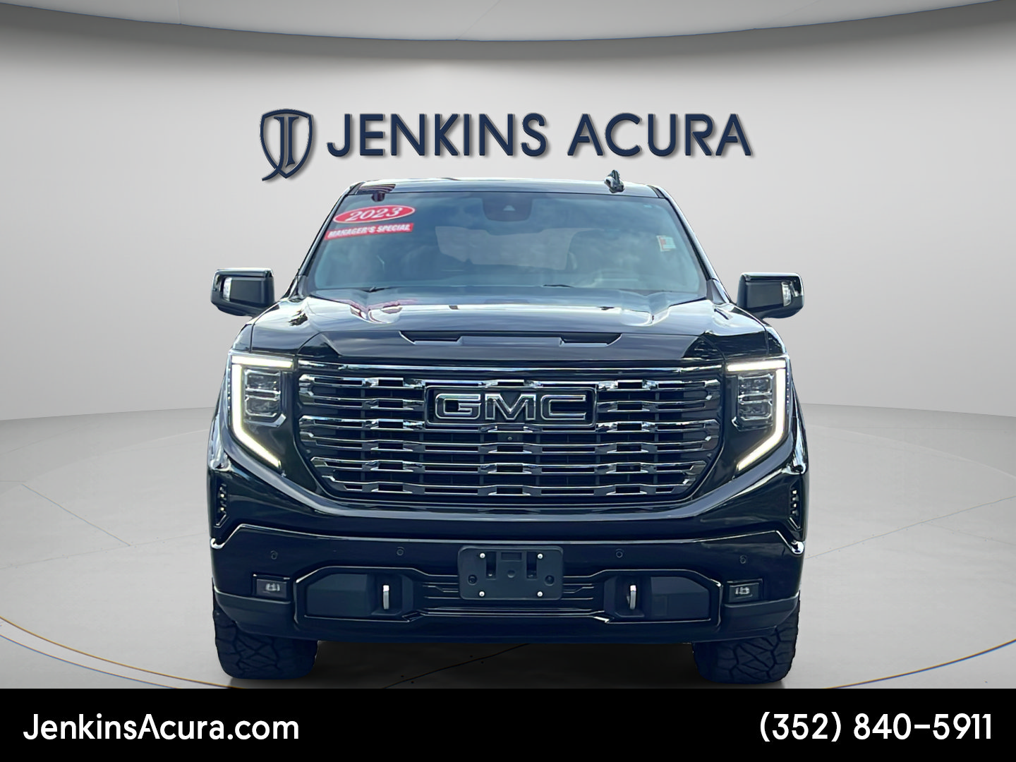 Used 2023 GMC Sierra 1500 Denali AWD/4WD image 8
