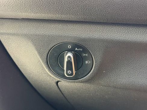 Certified 2023 Volkswagen Jetta Sport FWD image 27