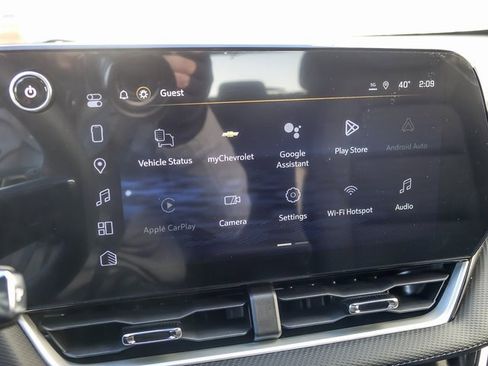 New 2026 Chevrolet Equinox LT w/ LPO, Floor Liner Package image 21