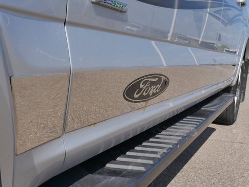 Used 2015 Ford F150 Lariat image 18