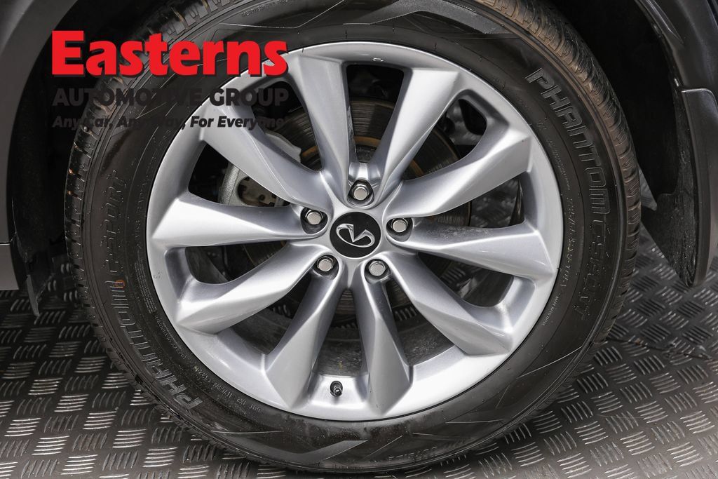 Used 2022 INFINITI QX50 Luxe AWD/4WD image 10