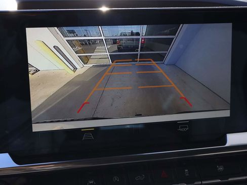 Used 2025 Chevrolet Silverado 1500 LT w/ LPO, Dark Essentials Package image 17