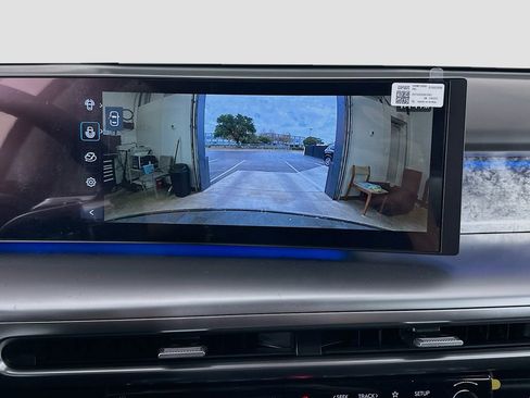 New 2026 Hyundai Ioniq 9 Calligraphy image 13