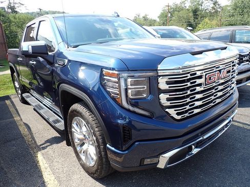 Used 2023 GMC Sierra 1500 Denali AWD/4WD image 4