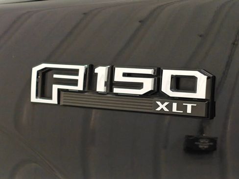 Used 2018 Ford F150 XLT w/ Equipment Group 302A Luxury AWD/4WD image 51