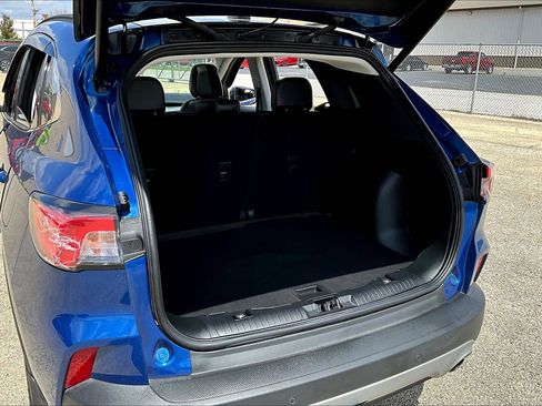 Used 2022 Ford Escape Titanium w/ Class II Trailer Tow Package image 19