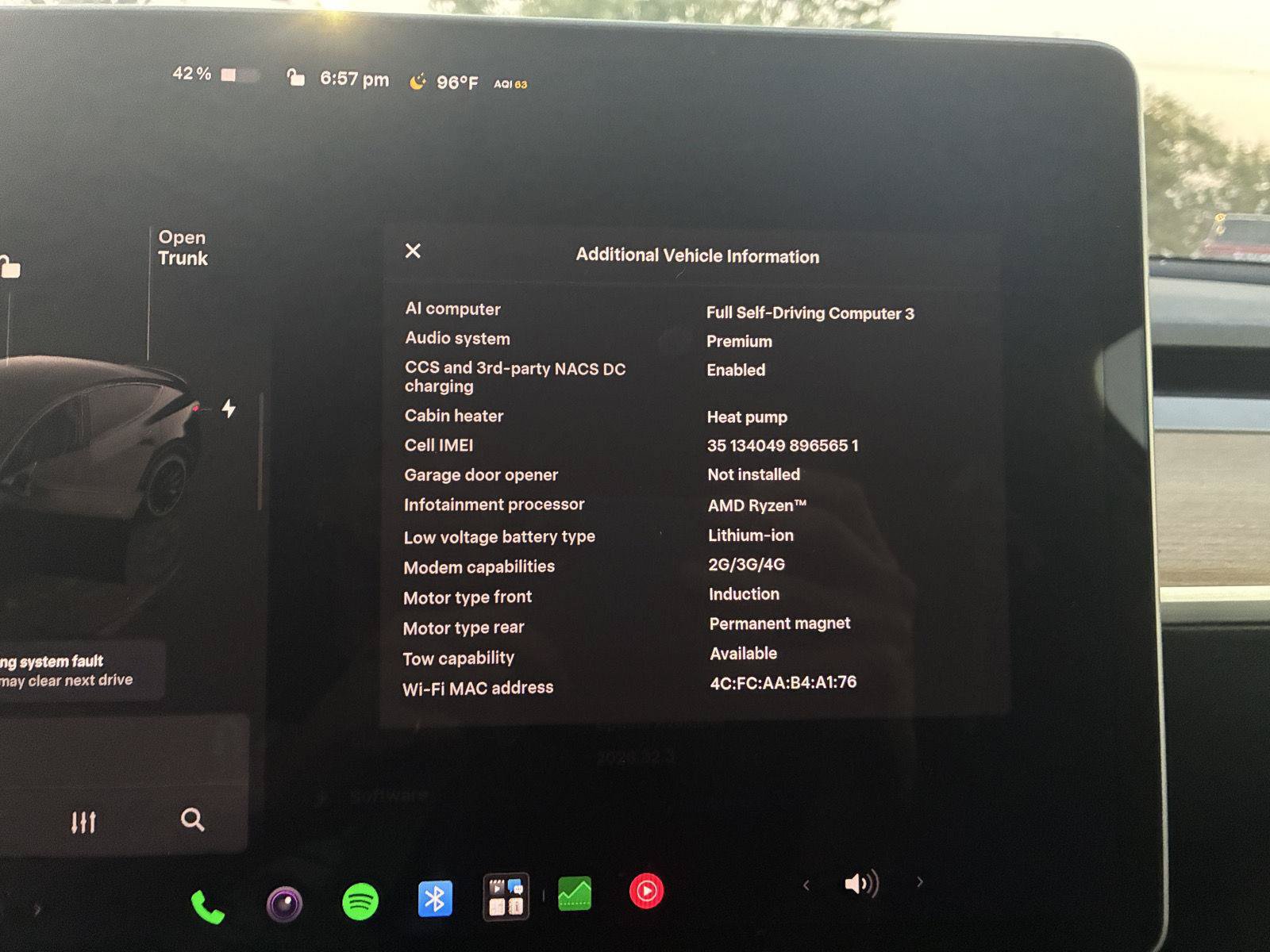 Used 2023 Tesla Model Y Performance AWD/4WD image 3