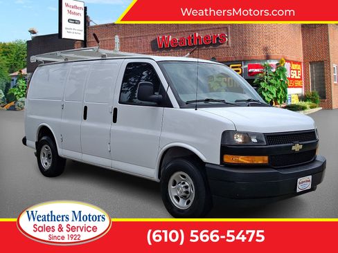 Used 2022 Chevrolet Express 2500 w/ Driver Convenience Package RWD image 1