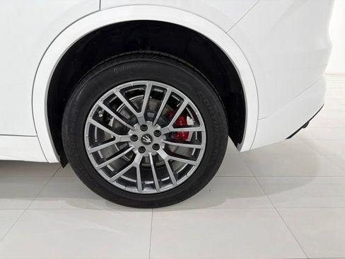 Used 2023 Maserati Grecale GT AWD/4WD image 40