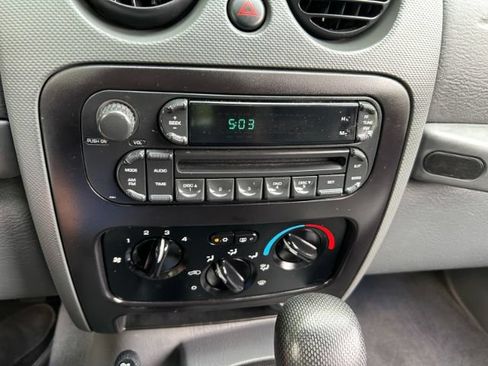 Used 2006 Jeep Liberty Sport AWD/4WD image 11