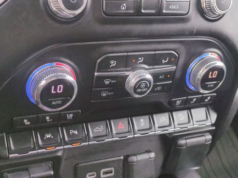 Used 2022 GMC Sierra 1500 SLT w/ SLT Premium Plus Package image 26